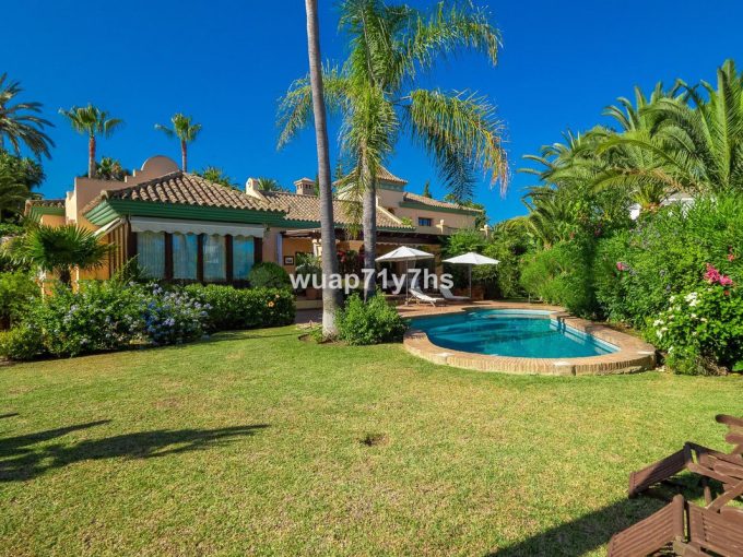 Villa de Lujo en Venta en Marbesa