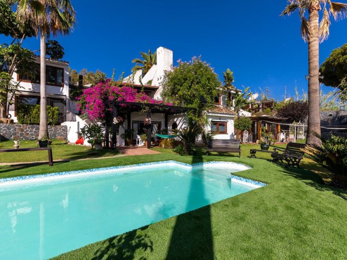 Villa de luxe à vendre à Nueva Andalucia, Nueva Andalucia, Espagne