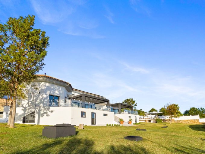 Villa de Lujo en Venta en Benalmadena