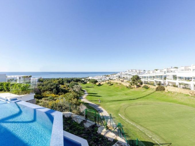 Villa de Lujo en Venta en Cabopino