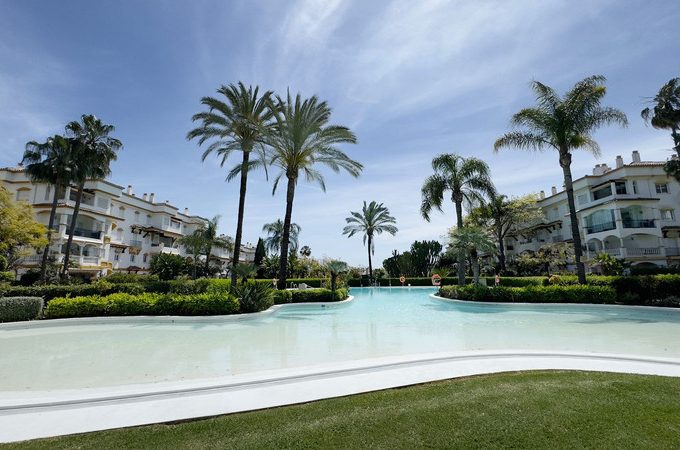 Flat for Sale in Marbella