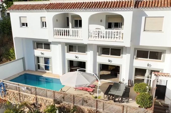 Villa de Venta en Ojén